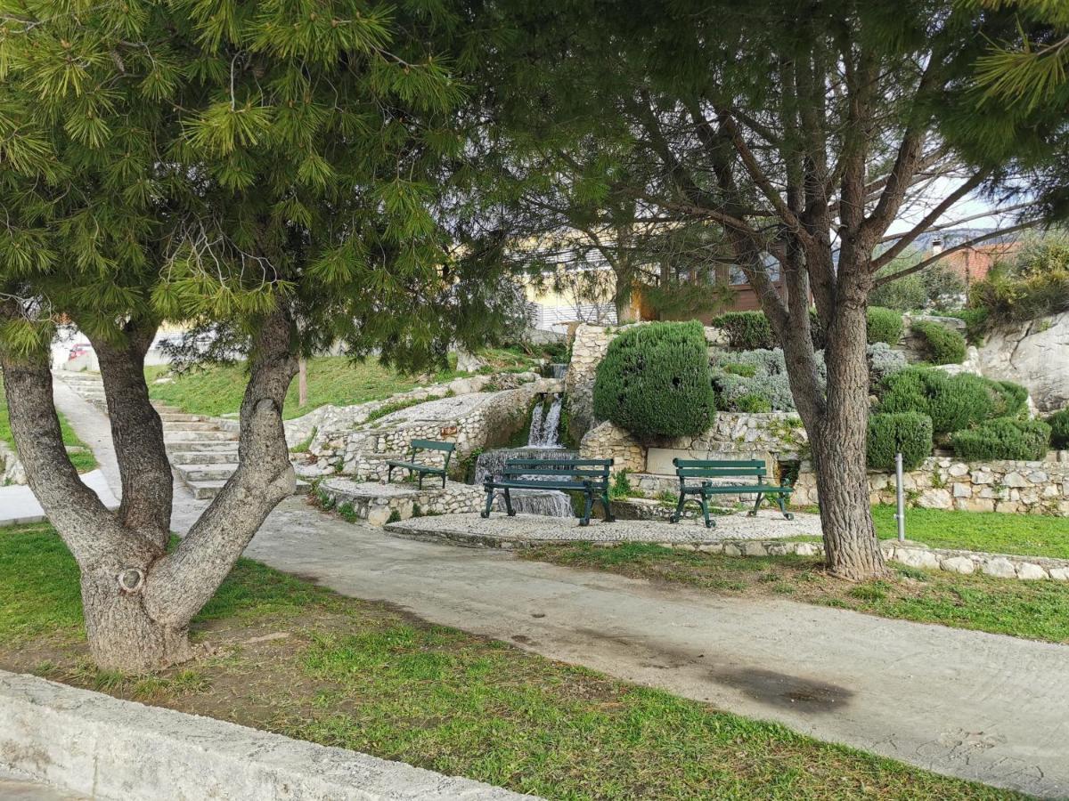 3 Bedrooms Apartman Dmt Kaštela Esterno foto