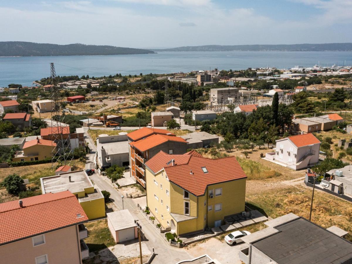 3 Bedrooms Apartman Dmt Kaštela Esterno foto
