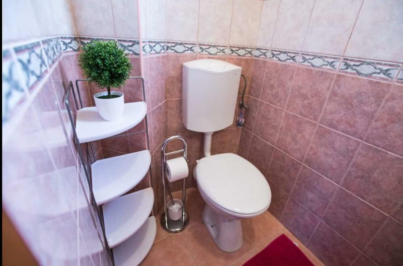 3 Bedrooms Apartman Dmt Kaštela Esterno foto